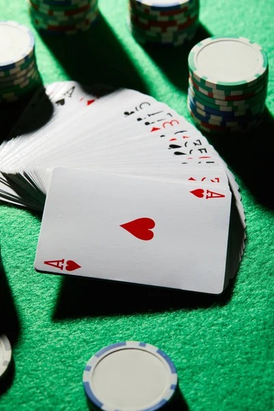 macaubet alternatif mobile app interface displaying sports and live casino